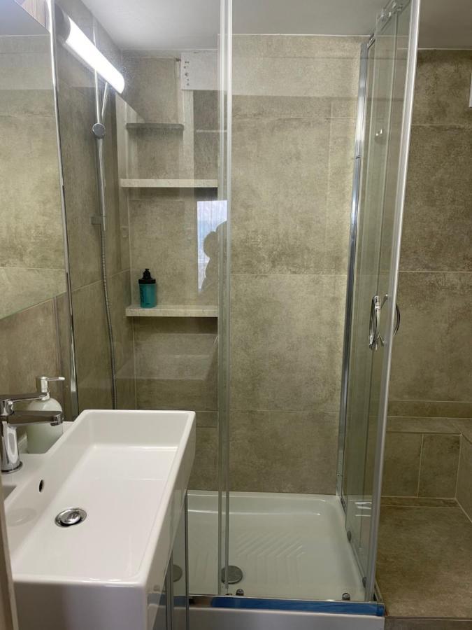 Alex Beach Apartment 31 ラルナカ エクステリア 写真
