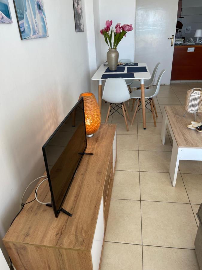 Alex Beach Apartment 31 ラルナカ エクステリア 写真