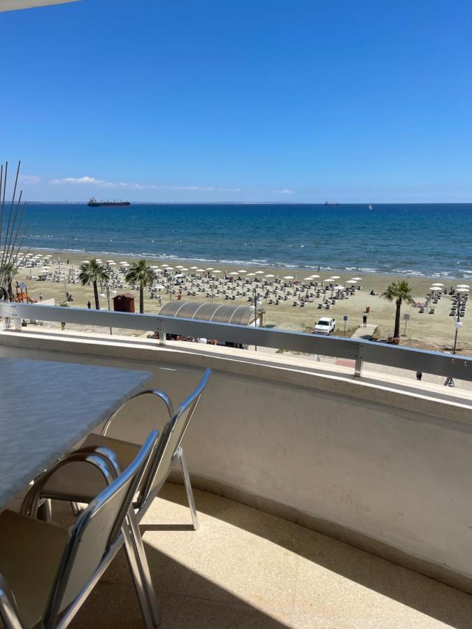 Alex Beach Apartment 31 ラルナカ エクステリア 写真