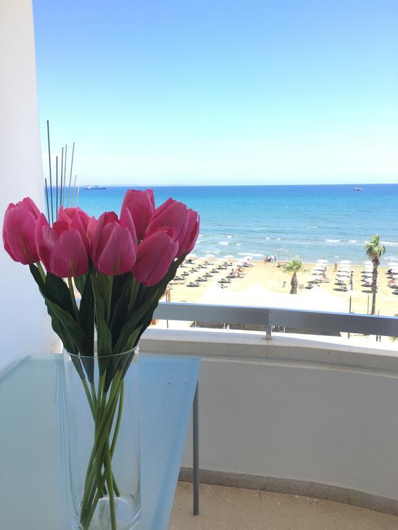 Alex Beach Apartment 31 ラルナカ エクステリア 写真