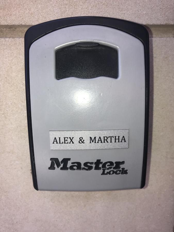 Alex Beach Apartment 31 ラルナカ エクステリア 写真